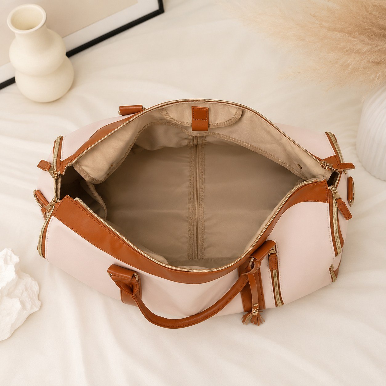 FOLDABLE TRAVEL DUFFEL